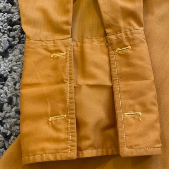 Vintage Arrow Terricota Formal Wear Shirt 16-33 Made in Canada. Orange ruffles - Picture 5 of 13